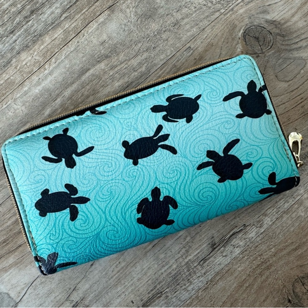 Aqua Turtle Print Wallet
